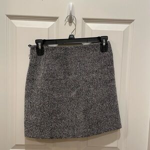 H&M wool bucle mini skirt size 2
